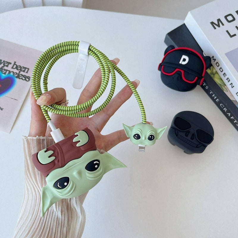 Kit Protetor De Cabo Usb E Capa Carregador Celular Baby Yoda