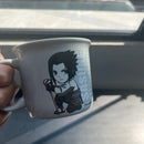 CANECA CAMP SASUKE CHIBI - NARUTO - MANGÁ